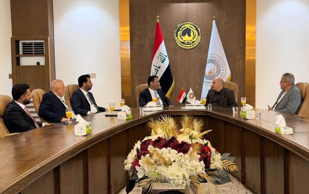 سفير جمهورية العراق لدى المملكة المتحدة يزور غرفة تجارة كربلاء المقدسة استقبل رئيس غرفة تج…